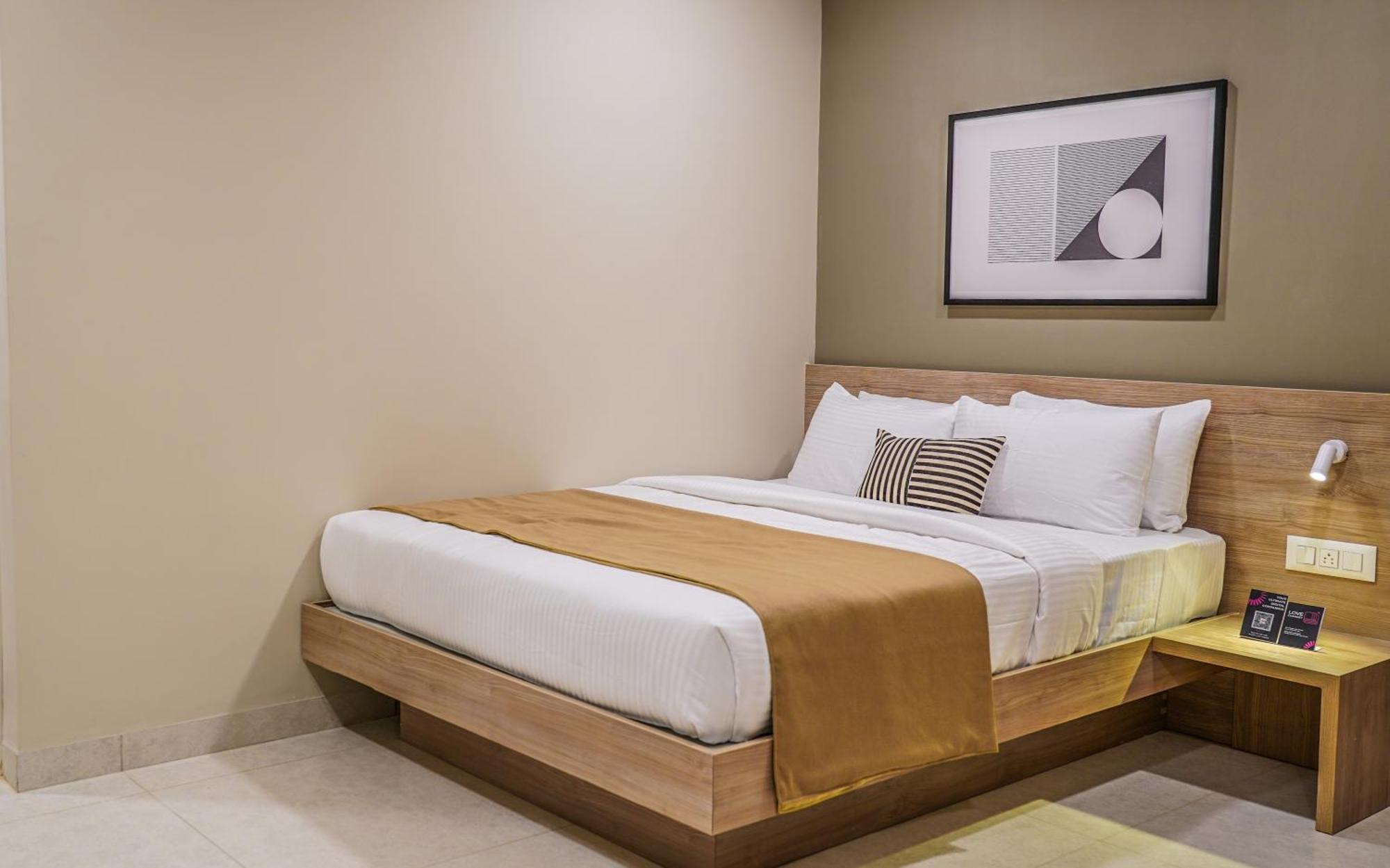 Olive Hotel Millers Road By Embassy Group Бангалор Екстериор снимка