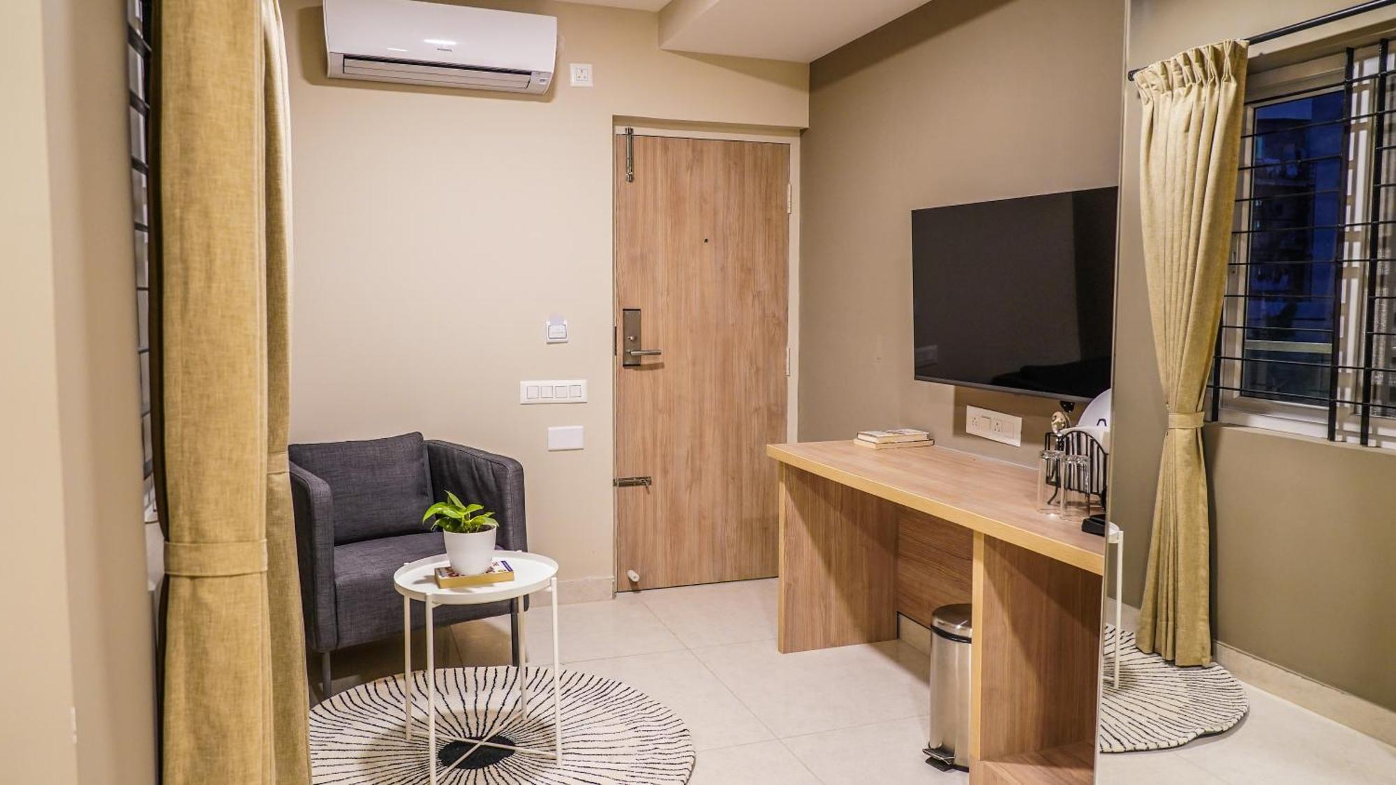 Olive Hotel Millers Road By Embassy Group Бангалор Екстериор снимка