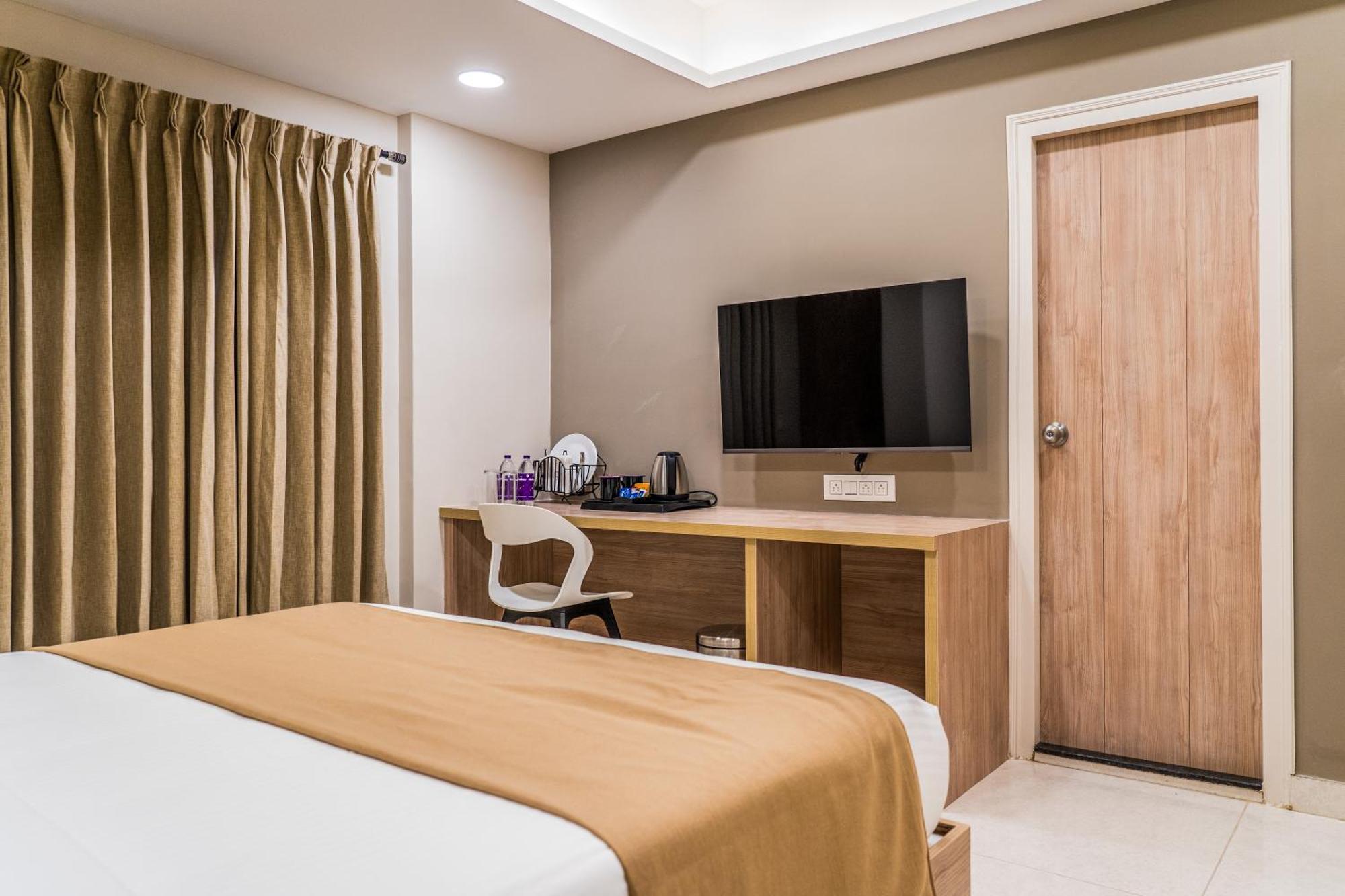 Olive Hotel Millers Road By Embassy Group Бангалор Екстериор снимка